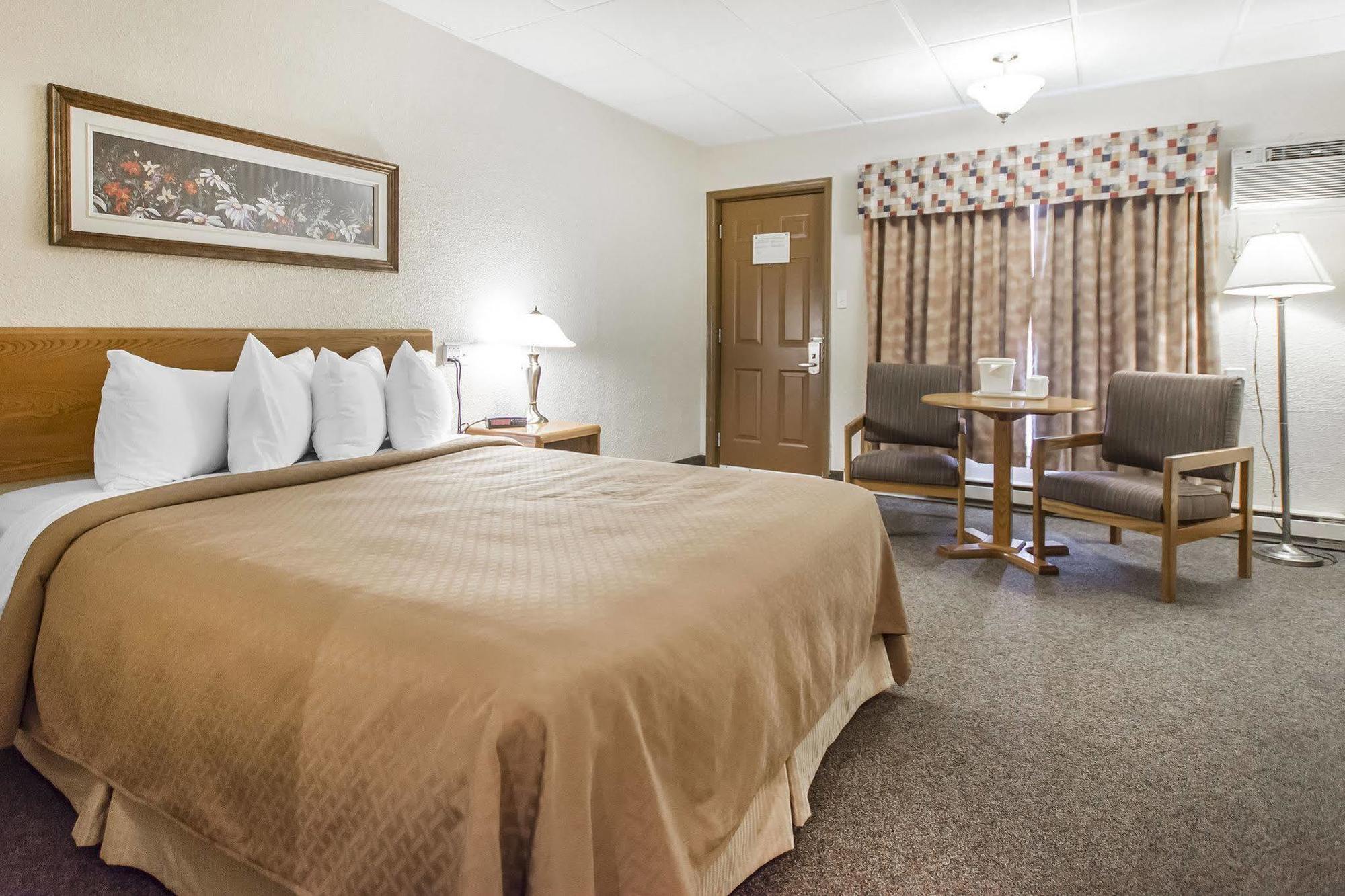 Rodeway Inn Grand Falls Eksteriør billede